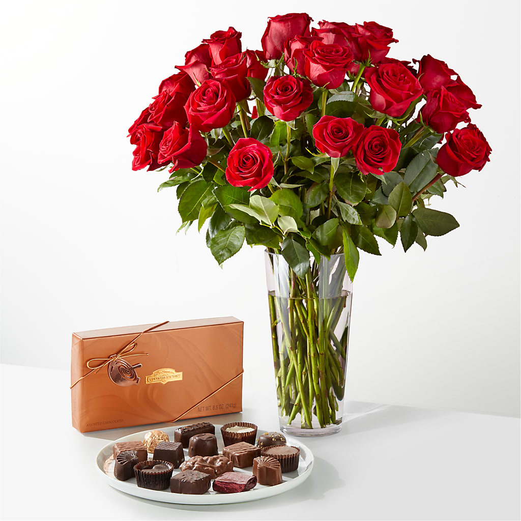 Romantic Long Stem Red Rose Bouquet Bundles – Greenbrook Flowers Inc, Jackson MS