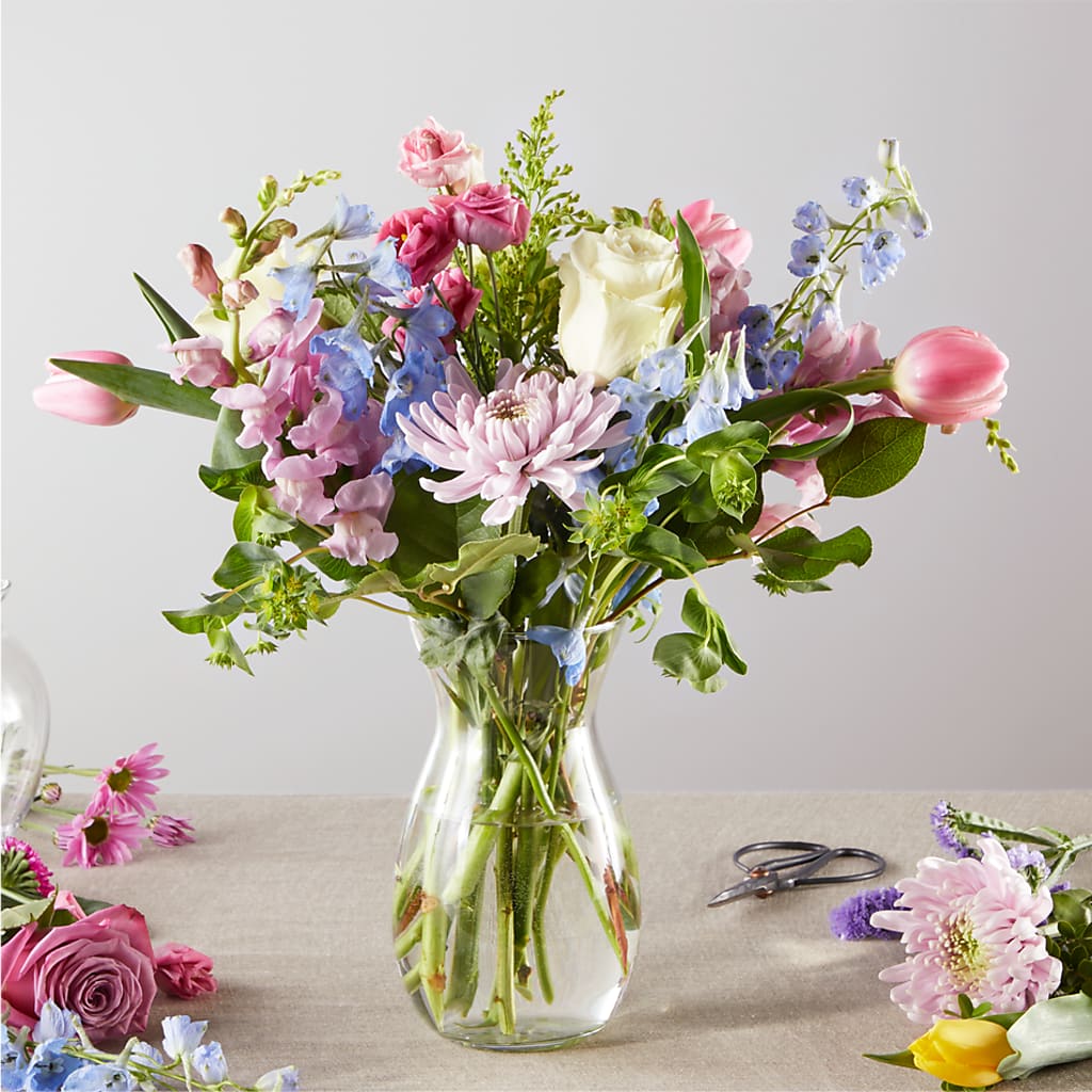 Pastel Tradition - A Florist Original – Greenbrook Flowers Inc, Jackson MS