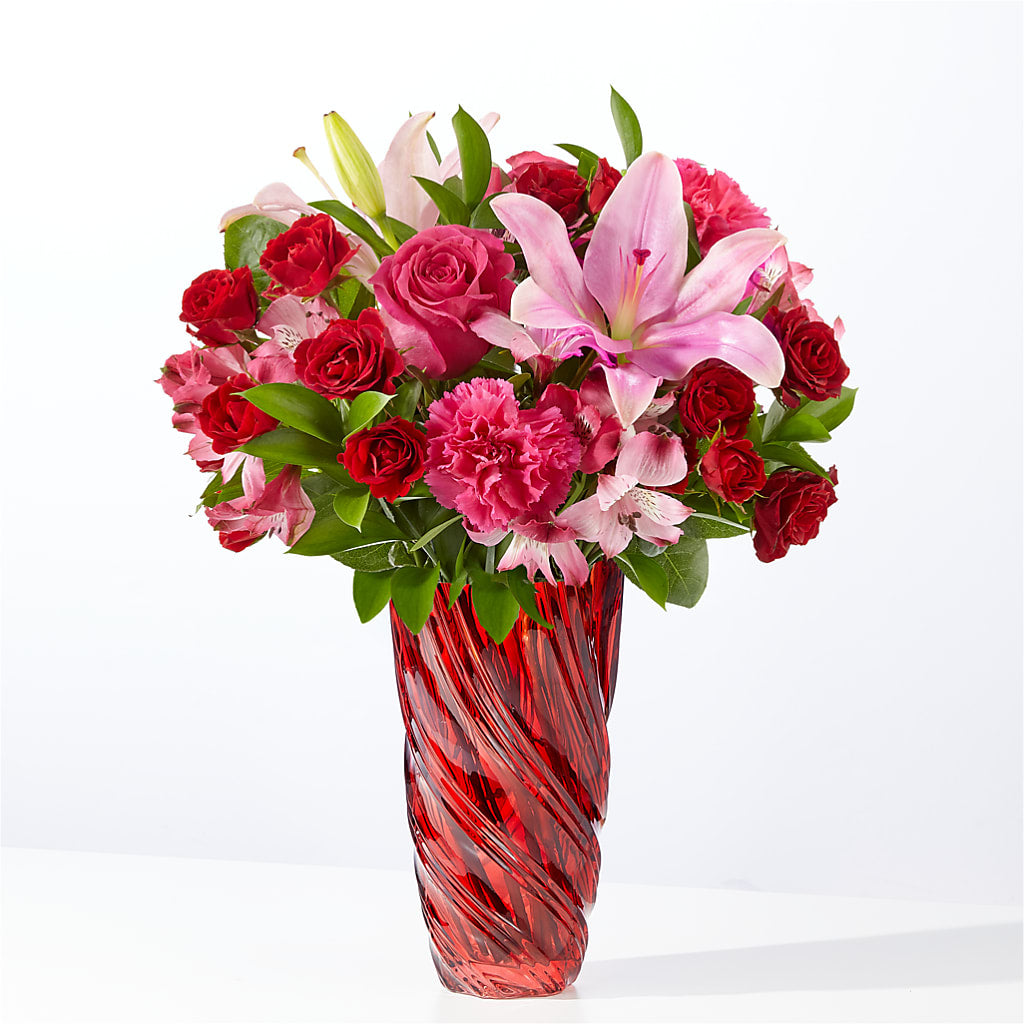 In Love Bouquet with Luxe Swirl Vase – Greenbrook Flowers Inc, Jackson MS