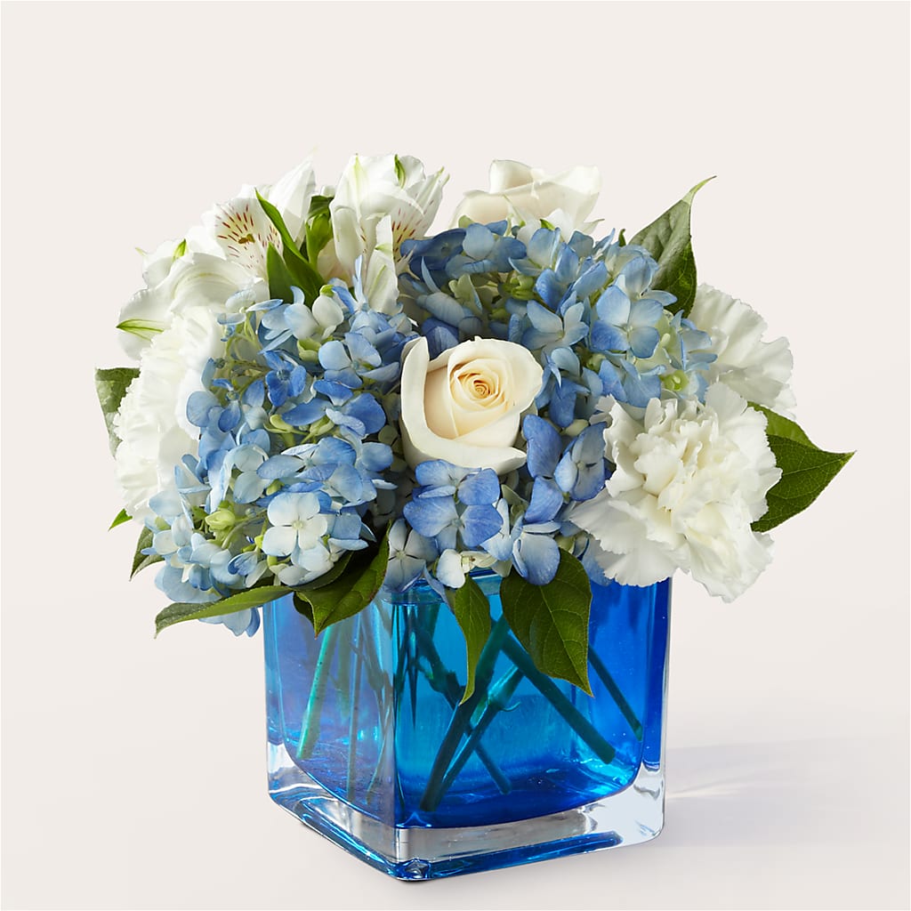 Soothing Waters Bouquet – Greenbrook Flowers Inc, Jackson MS