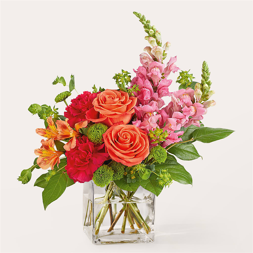Cosmopolitan Bouquet – Greenbrook Flowers Inc, Jackson MS