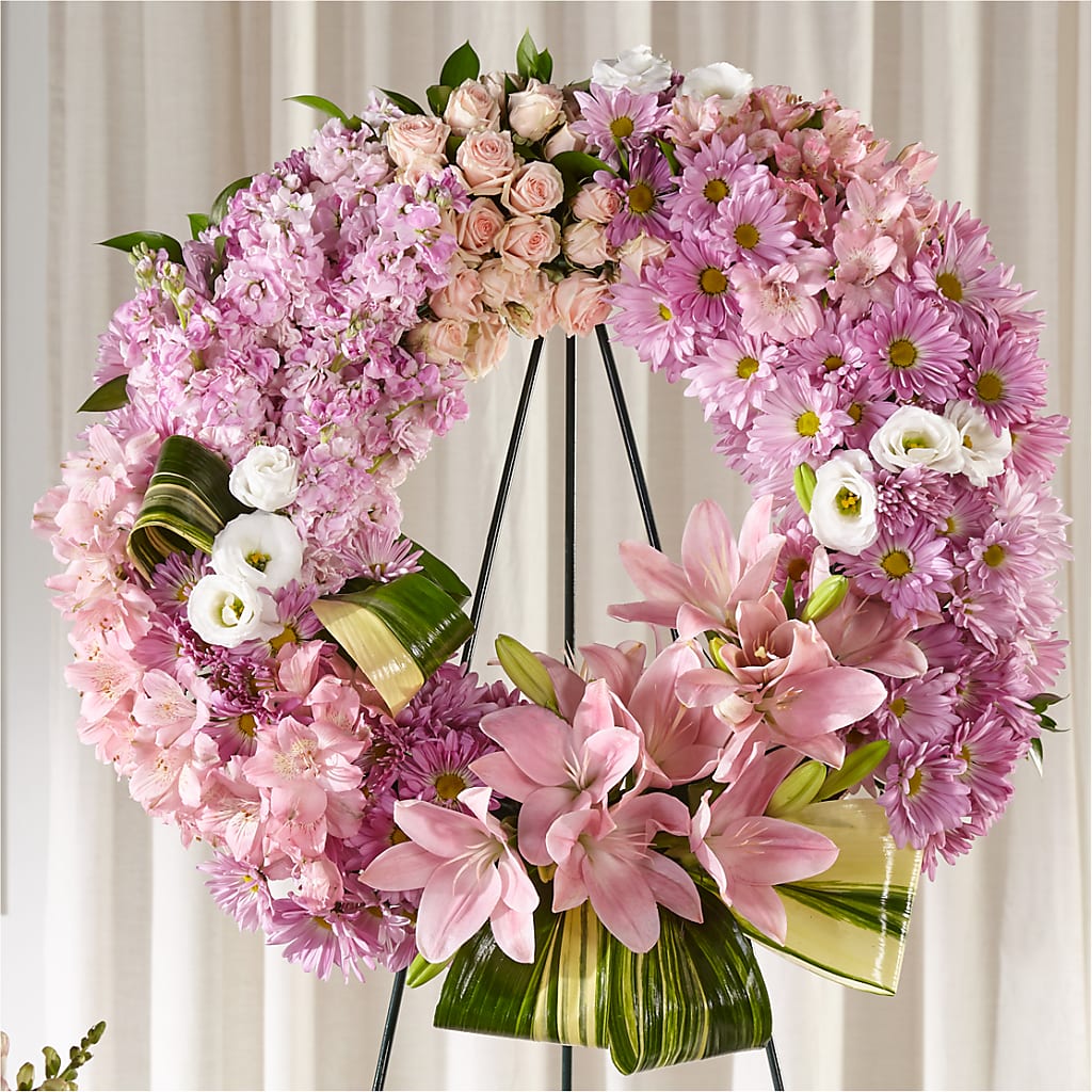 Gift of Warmth Wreath – Greenbrook Flowers Inc, Jackson MS