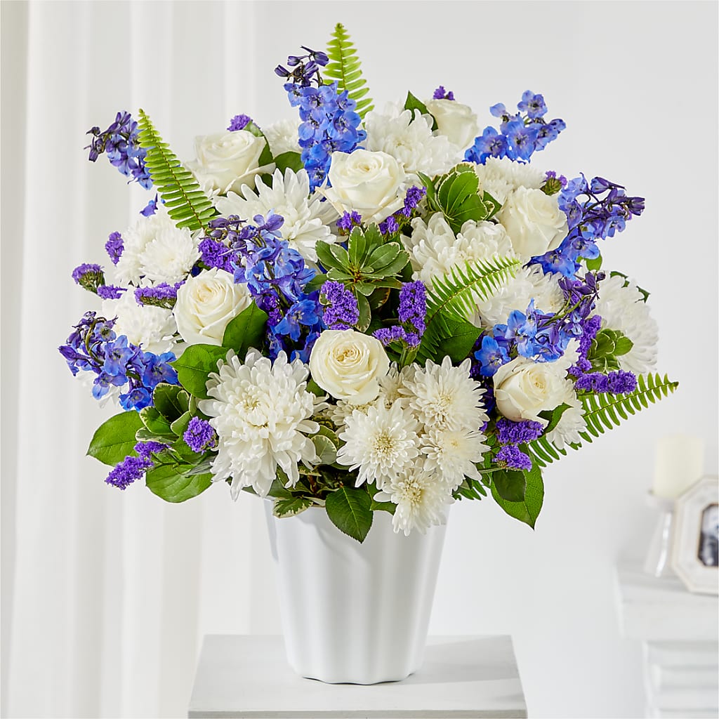 Hold Dear Tabletop Basket – Greenbrook Flowers Inc, Jackson MS