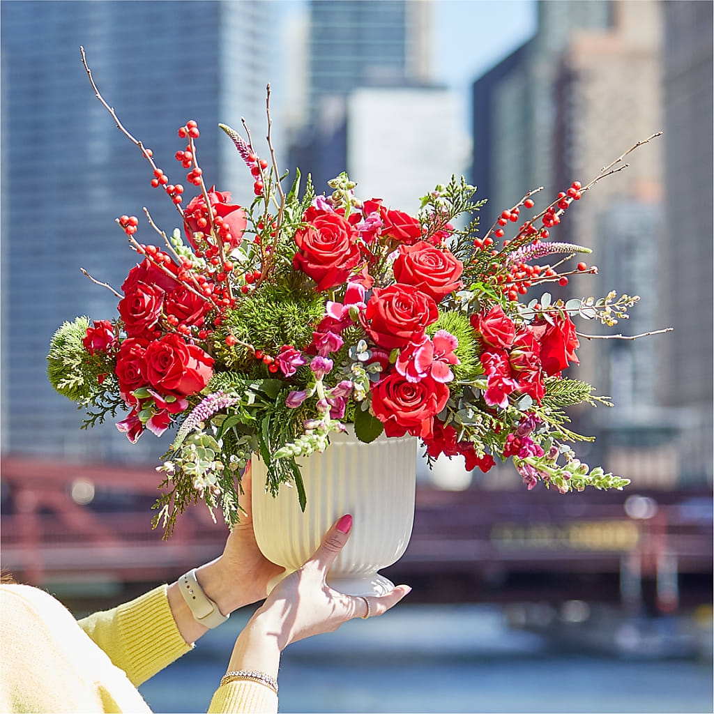 Big Red Bow Bouquet –  Greenbrook Flowers Inc, Jackson MS