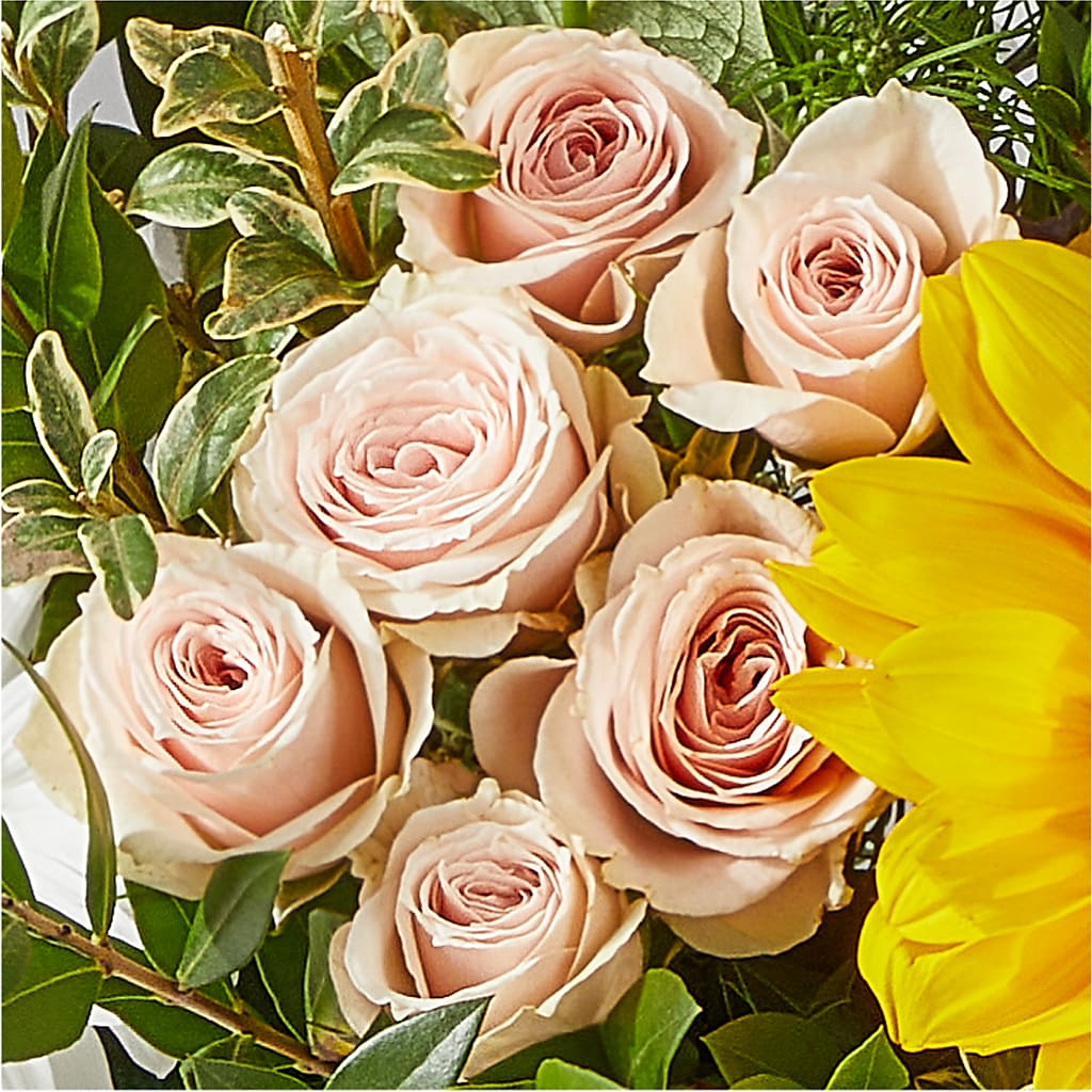 The Good Life Bouquet –  Greenbrook Flowers Inc, Jackson MS
