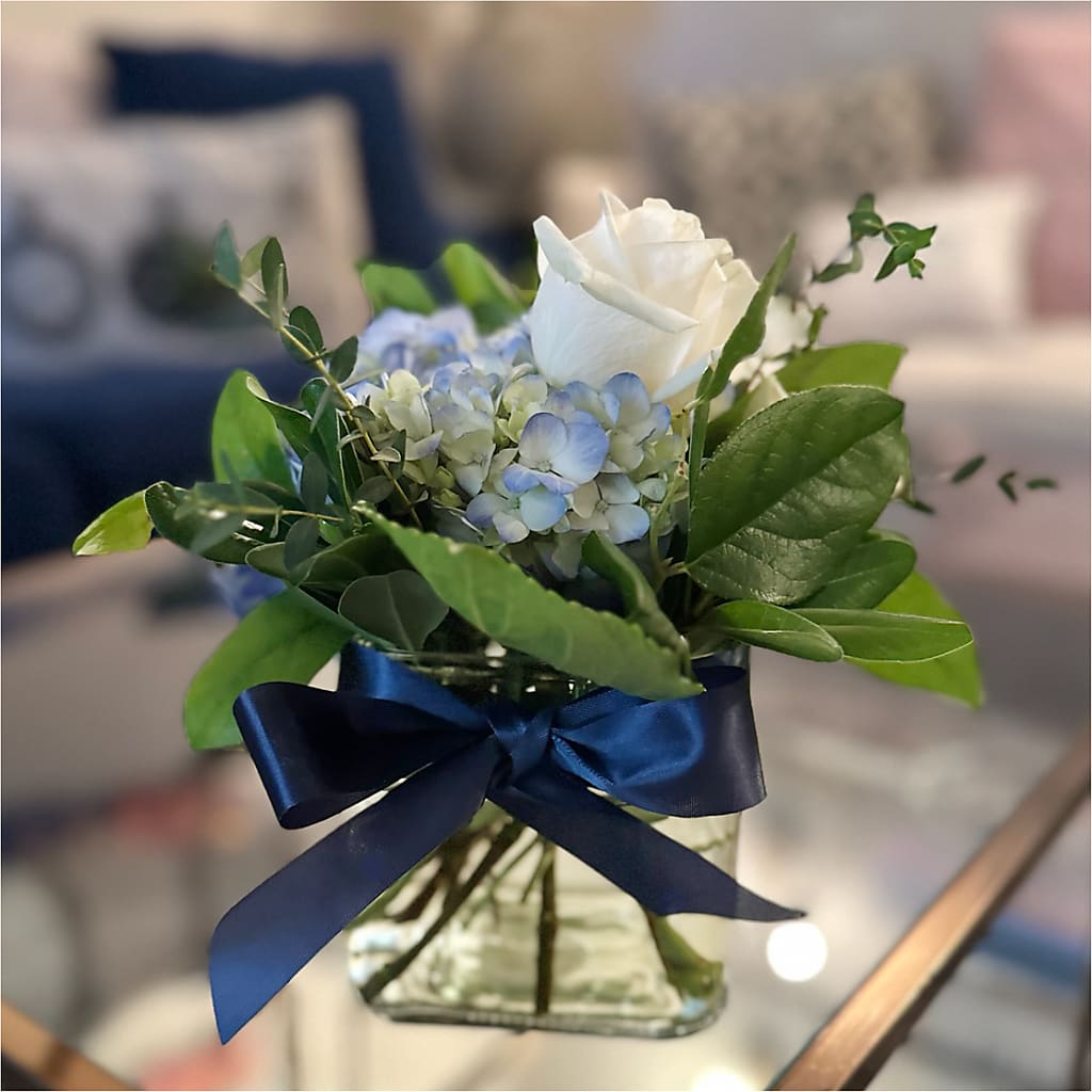 Sky Blue Delight Bouquet –  Greenbrook Flowers Inc, Jackson MS