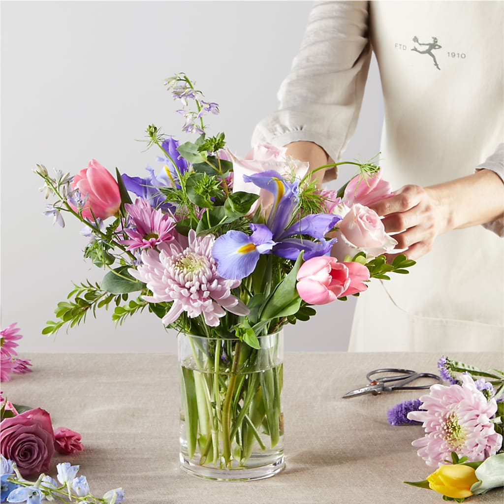 Pastel Tradition - A Florist Original –  Greenbrook Flowers Inc, Jackson MS