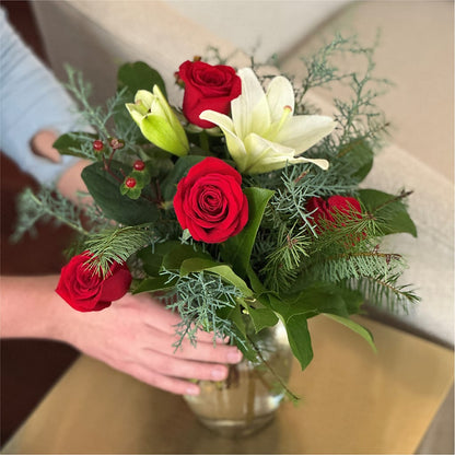 Glittering Lights Bouquet –  Greenbrook Flowers Inc, Jackson MS
