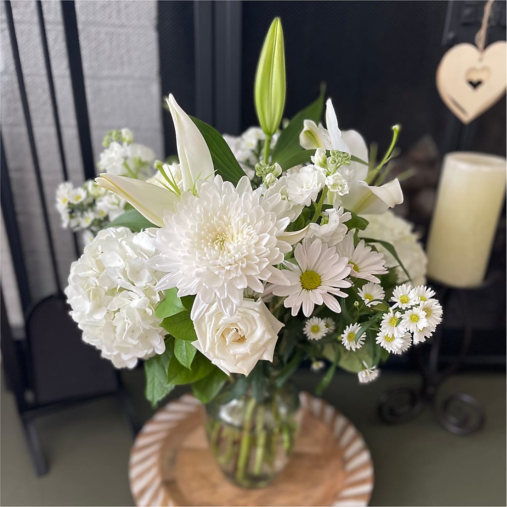 Classic Ivory – A Florist Original –  Greenbrook Flowers Inc, Jackson MS