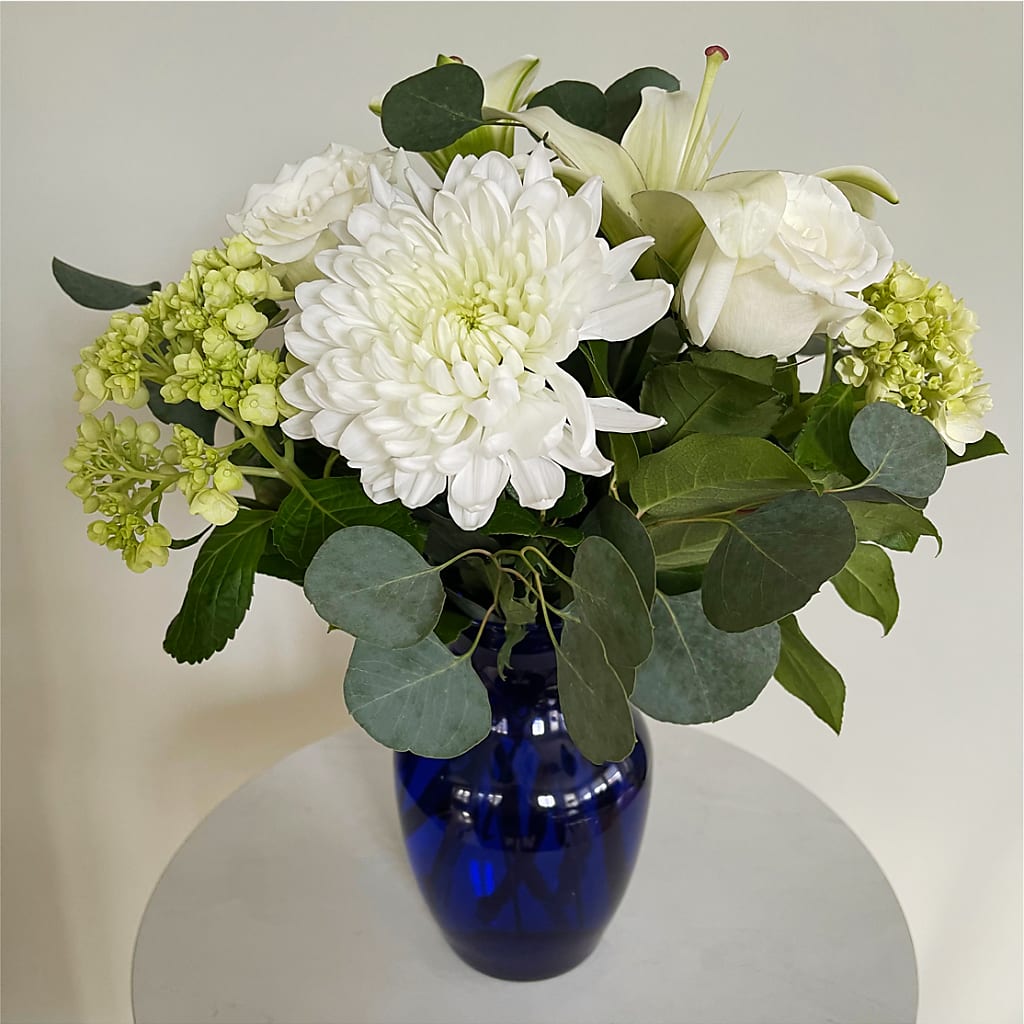 Snowy Dreams Bouquet –  Greenbrook Flowers Inc, Jackson MS