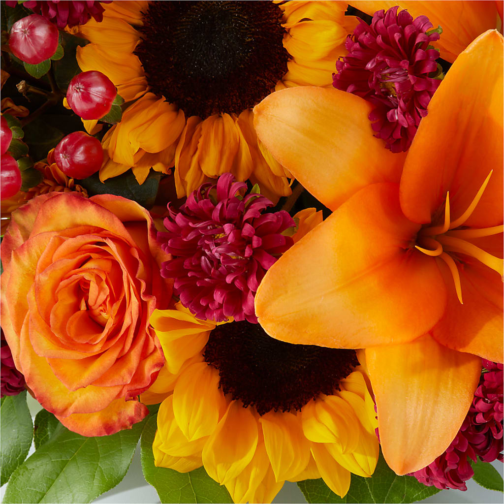 Grateful Centerpiece –  Greenbrook Flowers Inc, Jackson MS