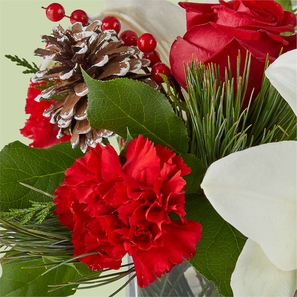 Glistening Icicles Bouquet –  Greenbrook Flowers Inc, Jackson MS