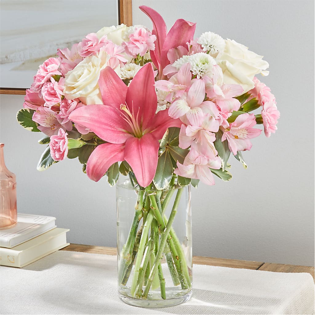 Piece of Cake Bouquet –  Greenbrook Flowers Inc, Jackson MS