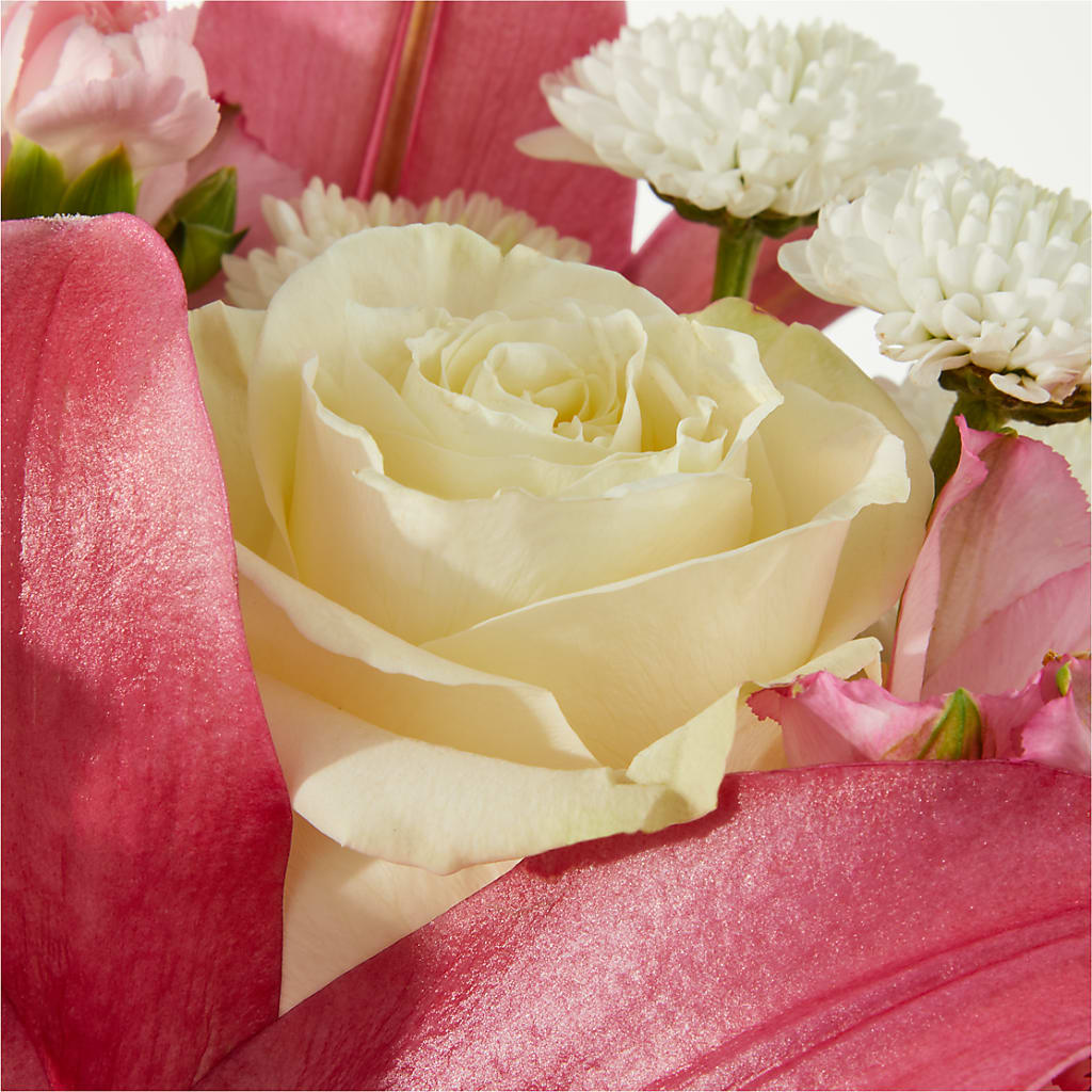 Piece of Cake Bouquet –  Greenbrook Flowers Inc, Jackson MS