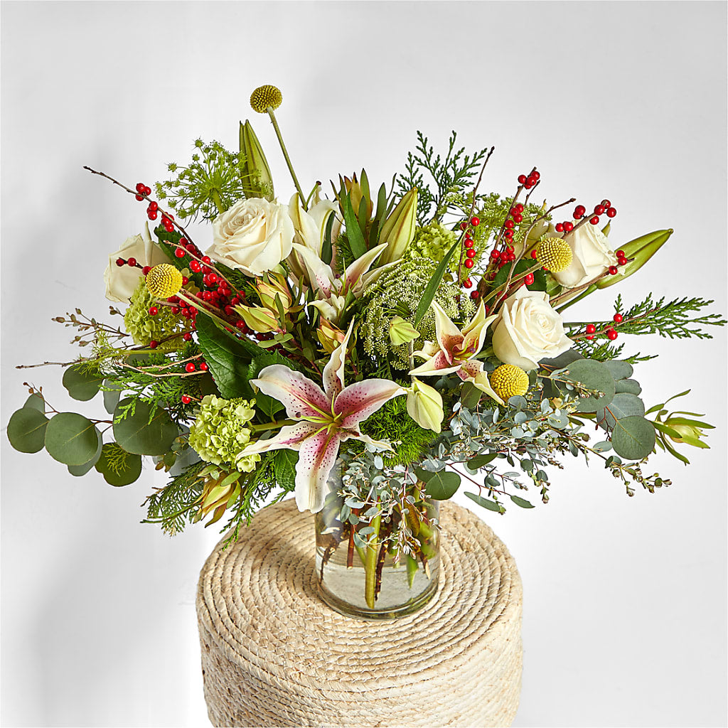 Berry & Bright Bouquet –  Greenbrook Flowers Inc, Jackson MS